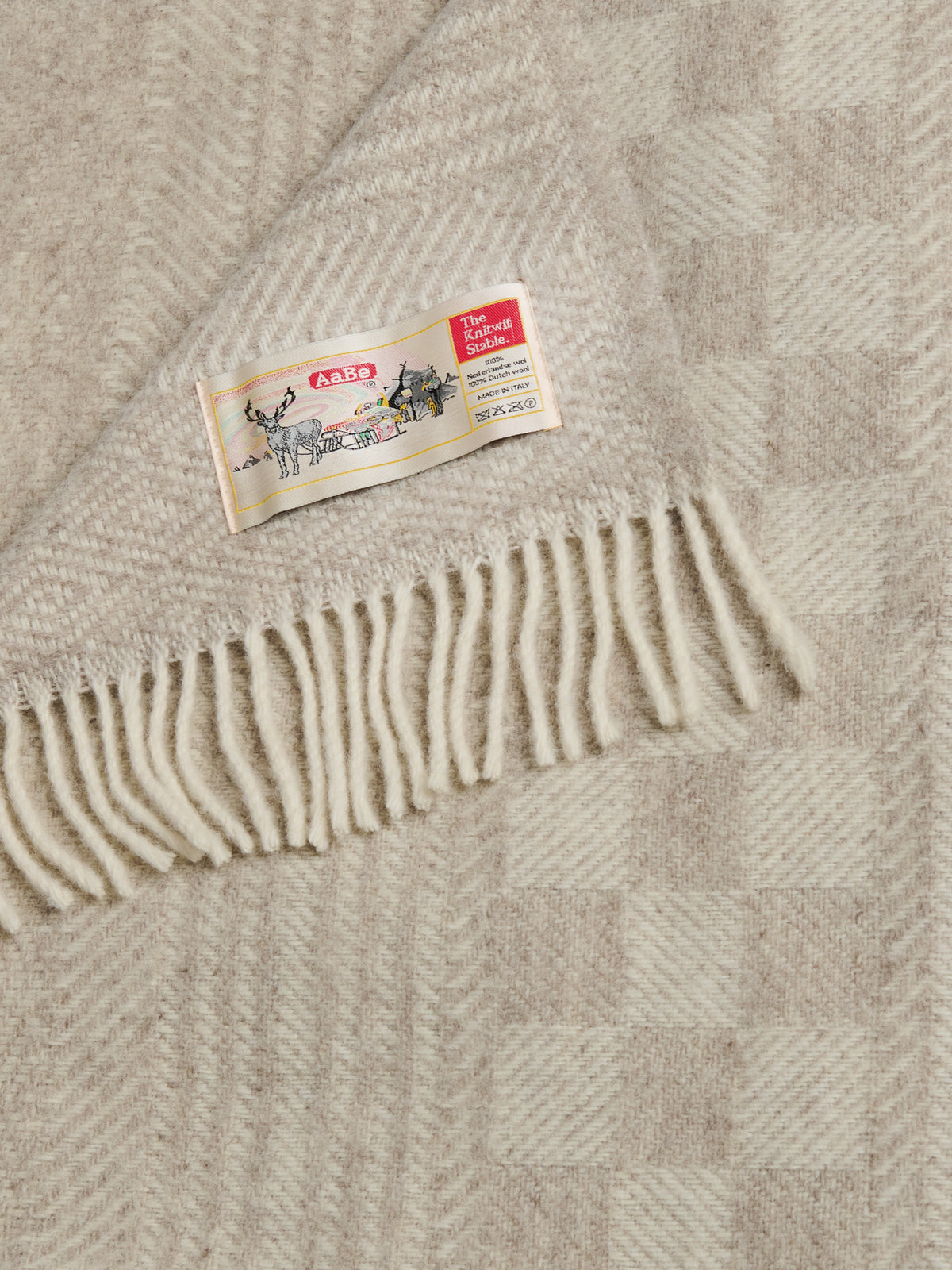 AaBe x Knitwit throw