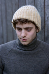 The Knitwit Stable x Zeefier beanie Dirk