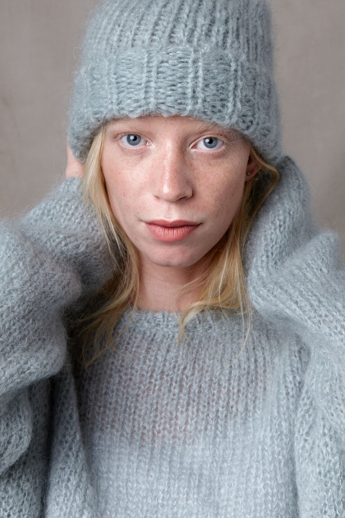 Betsie KNIT‑KIT The Knitwit Stable